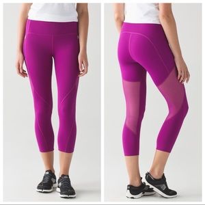 LULULEMON Rush Hour 21” Crop LEGGINGS Pink/ Deep Fuschia Size 4